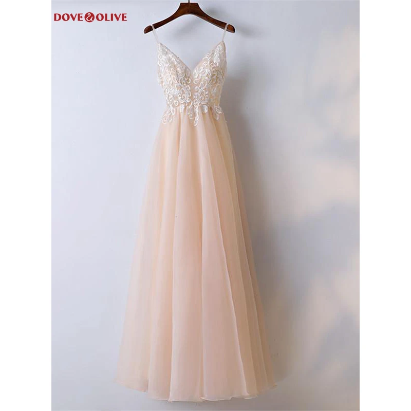 

Elegant Champagne Prom Dresses Lace Applique Long A Line V Neck Spaghetti Strap Floor Length Graduation Robe Formal Evening Gown