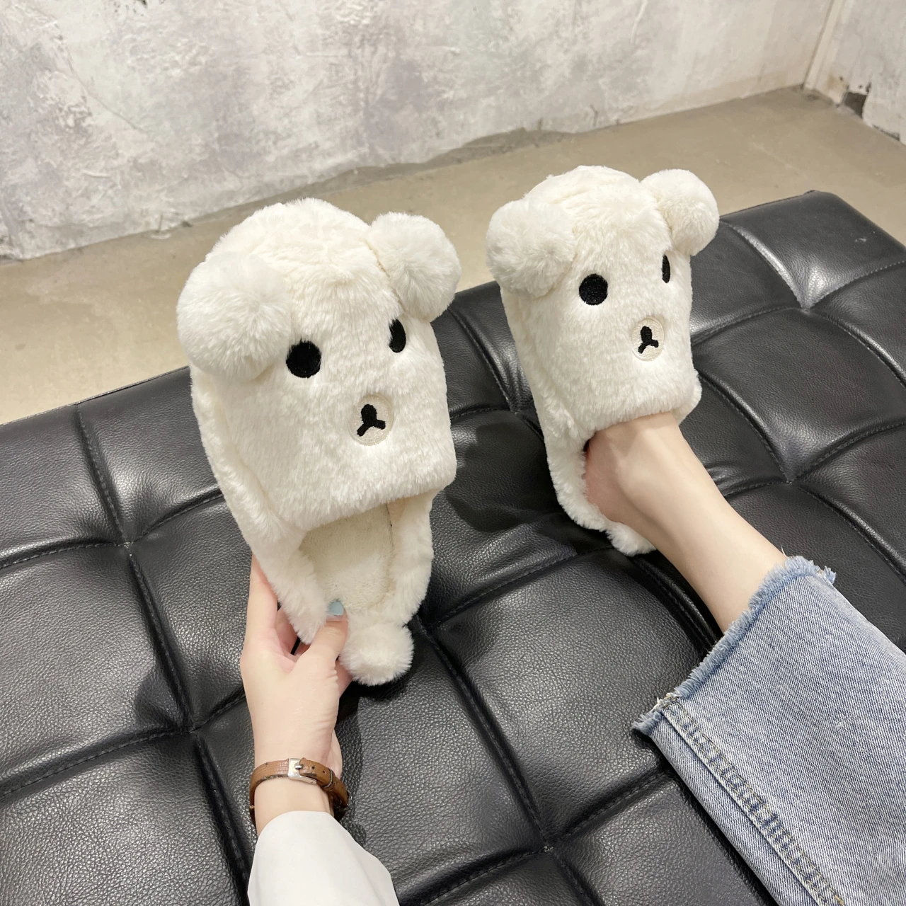 

Slippers Women Plush Cartoon Thick-Soled Warm Couple Indoor Fall/Winter Household Male Home Slippers Cute Cartoon Women Slippers
