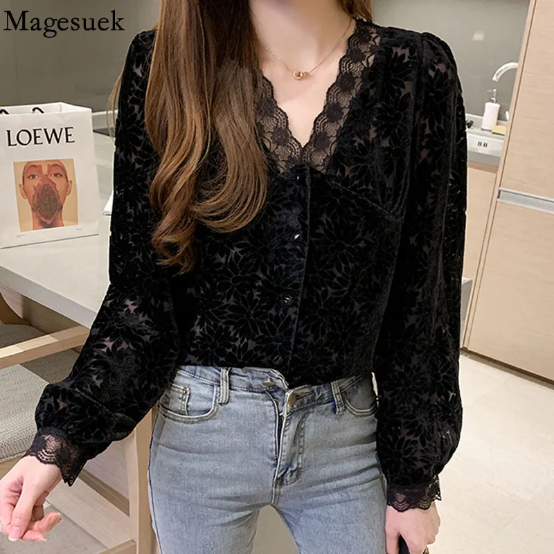 

Vintage V-neck Velvet Chiffon Shirt Autumn Long Sleeve Black Lace Blouse Women 2021 Fashion Retro Slim Elegant Solid Top 15788