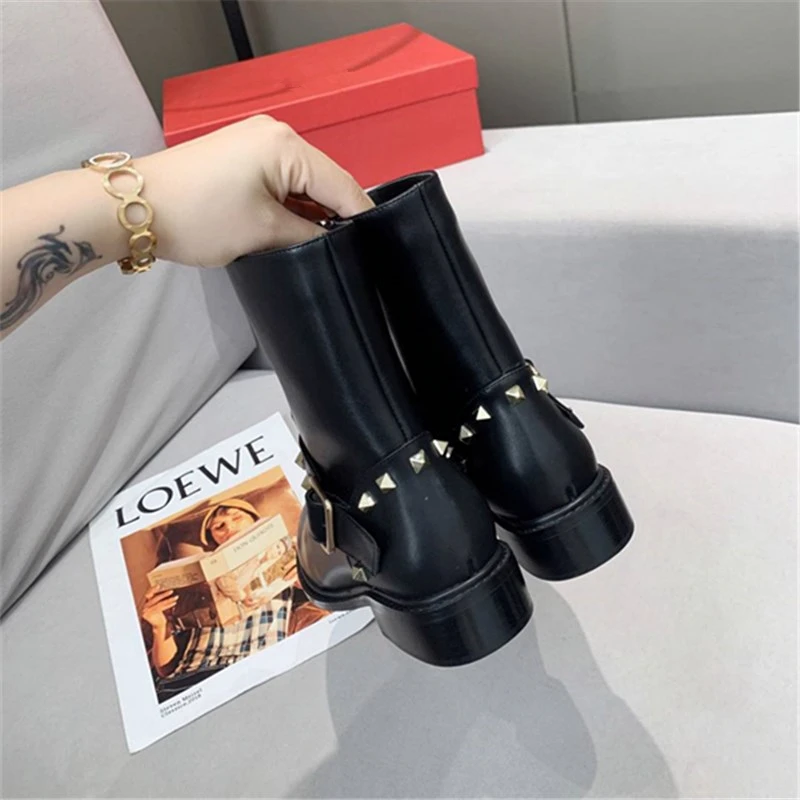 

Women Zipper boots Ankle boots Rivet shoes Buckle shoes Genuine Leather shoes Autumn Winter Overshoes shoes Round toe shoes