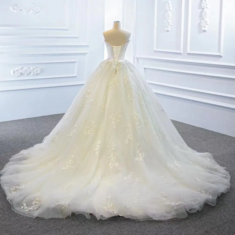 Elegant Ball Gown Wedding Dress Long Train Gold Beads Lace Wedding Gown Bridal Sweetheart Neck Lace Up Back