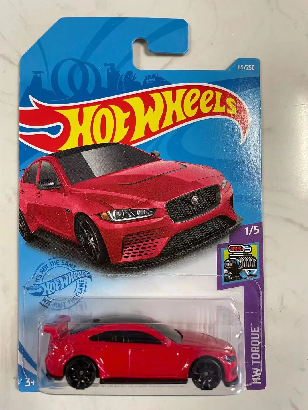 

Коллекционная игрушка Mattel Hotwheels 2021 JAGUAR XE SV модель автомобиля из сплава 1:64 с чехлом подарки для детей мальчиков и девочек