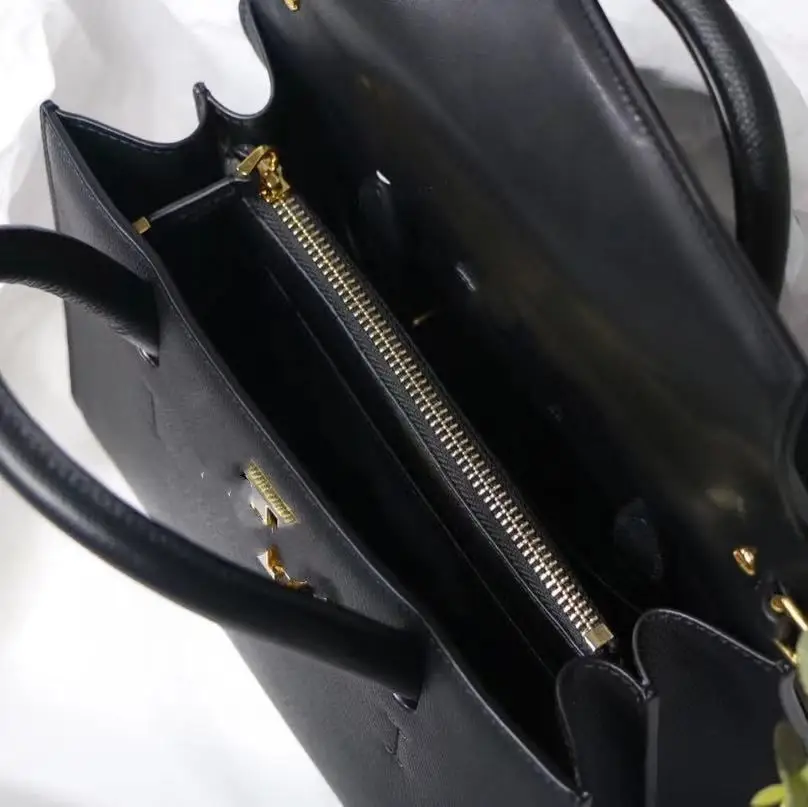 

2021 fashion women luxury caviar leather luxury brand designer design classic high-end leather hand-held cross-body bag