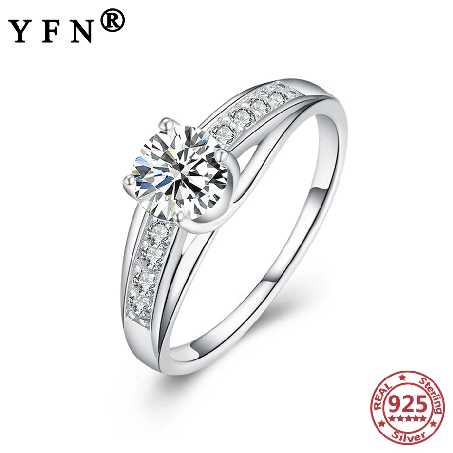 

Женское кольцо из серебра 925 пробы, с фианитом