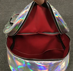 Женские кожаные рюкзаки разноцветные розовые серебристые для