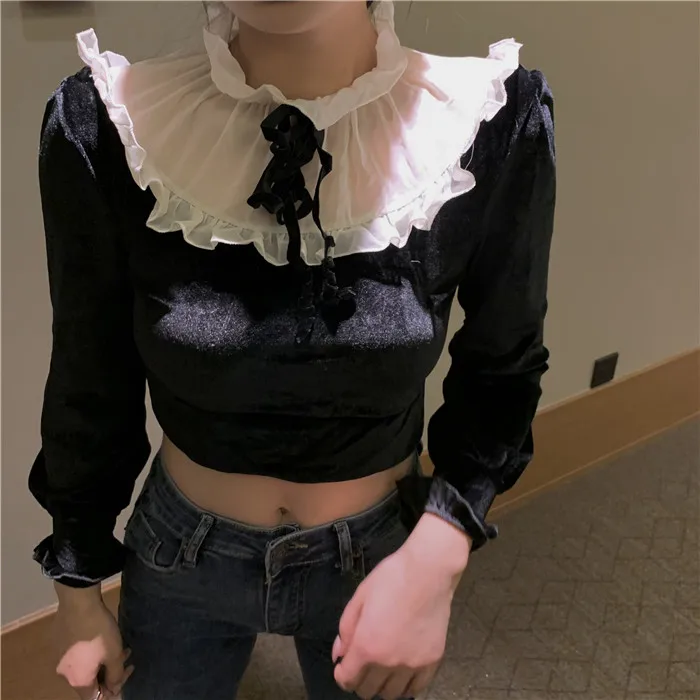 

Retro mesh lace stitching velvet long-sleeved slim winter bottoming shirt women