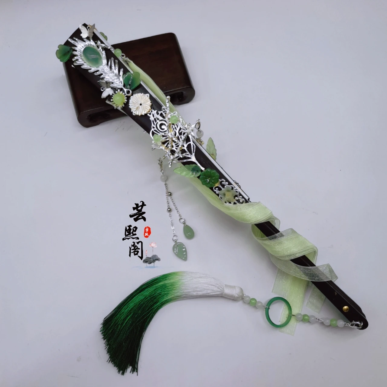 

Anime Tian Guan Ci Fu Shi Qingxuan Hair Crown Folding fan Handheld Folded Antiquity Cool Cloth Fan Dance Hand Fan Cosplay