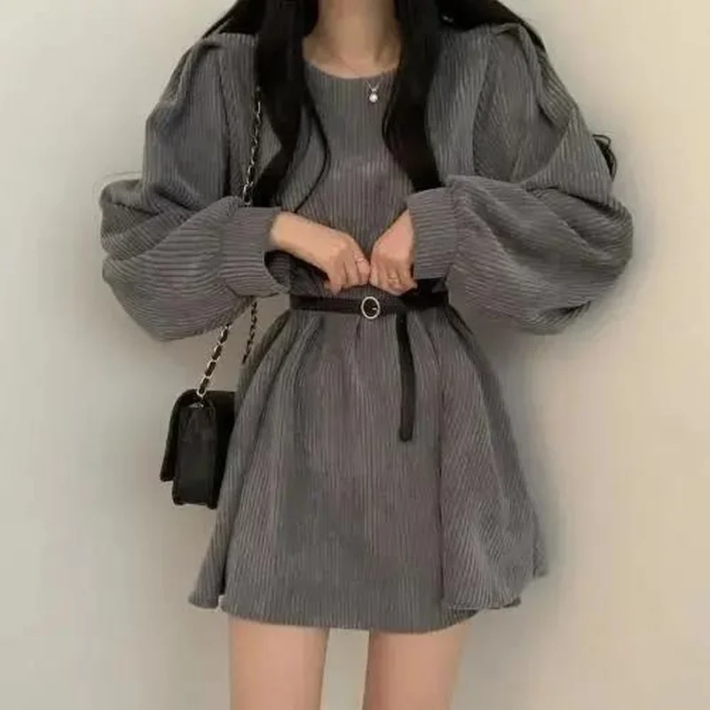 Женское вельветовое платье в стиле ретро однотонное мини с круглым вырезом и