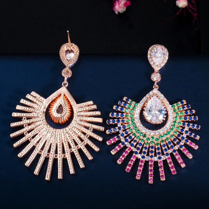 Серьги женские в стиле бохо разноцветные зеленые красные циркониевые форме