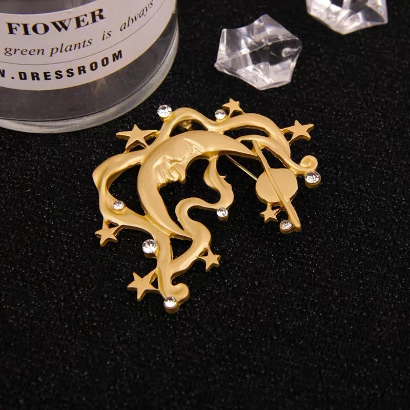 Винтажная брошь ручной работы в антиквариатном стиле с матосветильник Venus Лунная