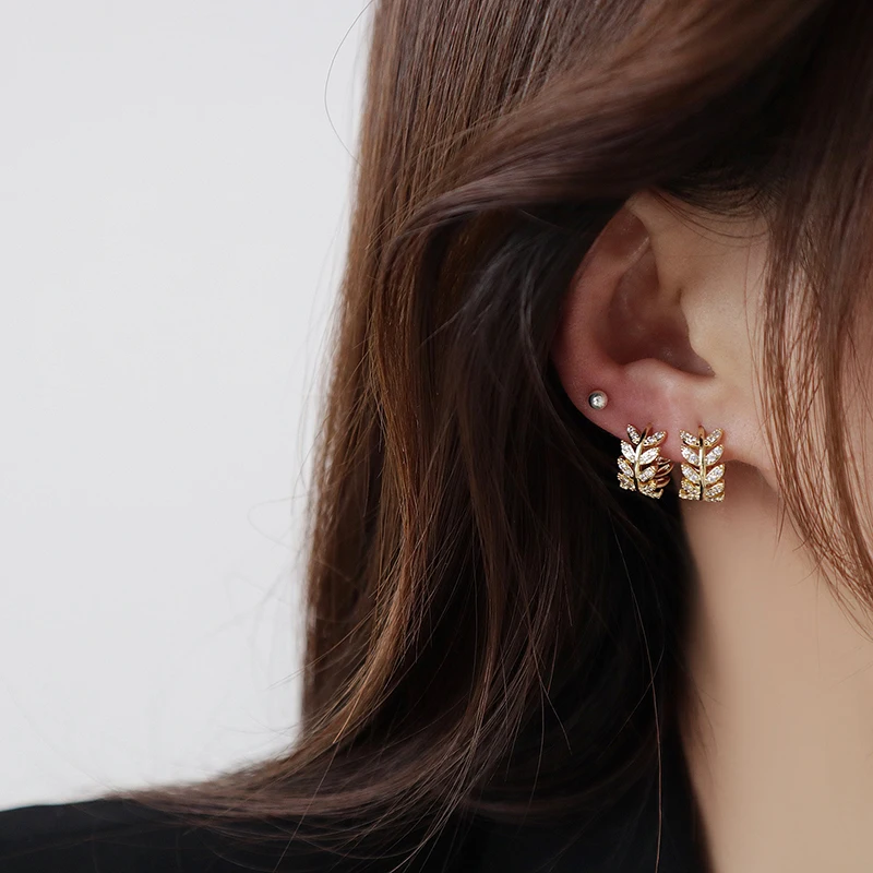 

New Trendy Tide Simple Female Senior Small French Earrings Cute Stud Earrings Elegant Full Rhinestone Korean Wedding Ear Studs