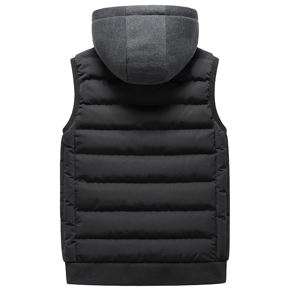 Жилет мужской зимний с капюшоном без рукавов на хлопковой подкладке |