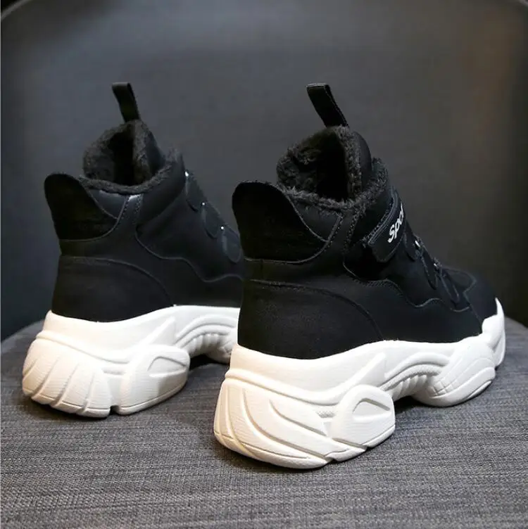 

Women Shoes Winter Fashion Clunky Sneaker Casual Fur Suede Shoes Leather Platform Plush Daddy Shoes Ladies Thick Bottom Shoes