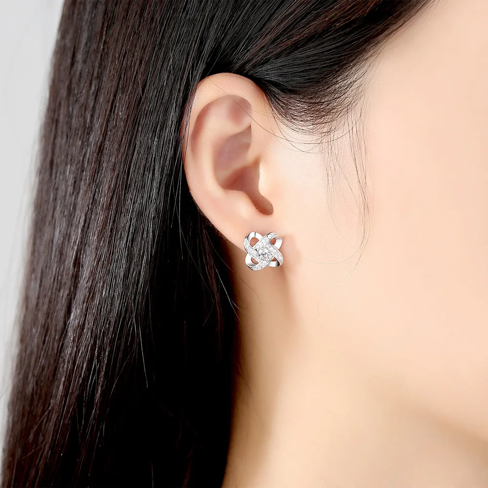 

LE1348 Gem rotating stud earrings Simple and eternal heart earrings