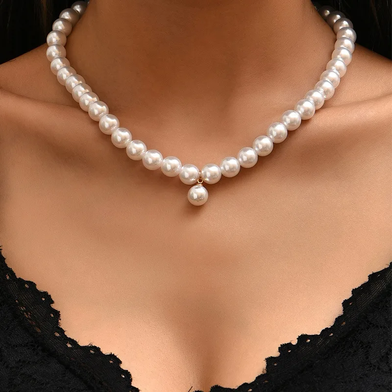 

Imitation Pearl Pendant Necklace for Women Beaded Clavicle Chain Short Necklaces Female Gold Color 2021 Fashion Jewelry