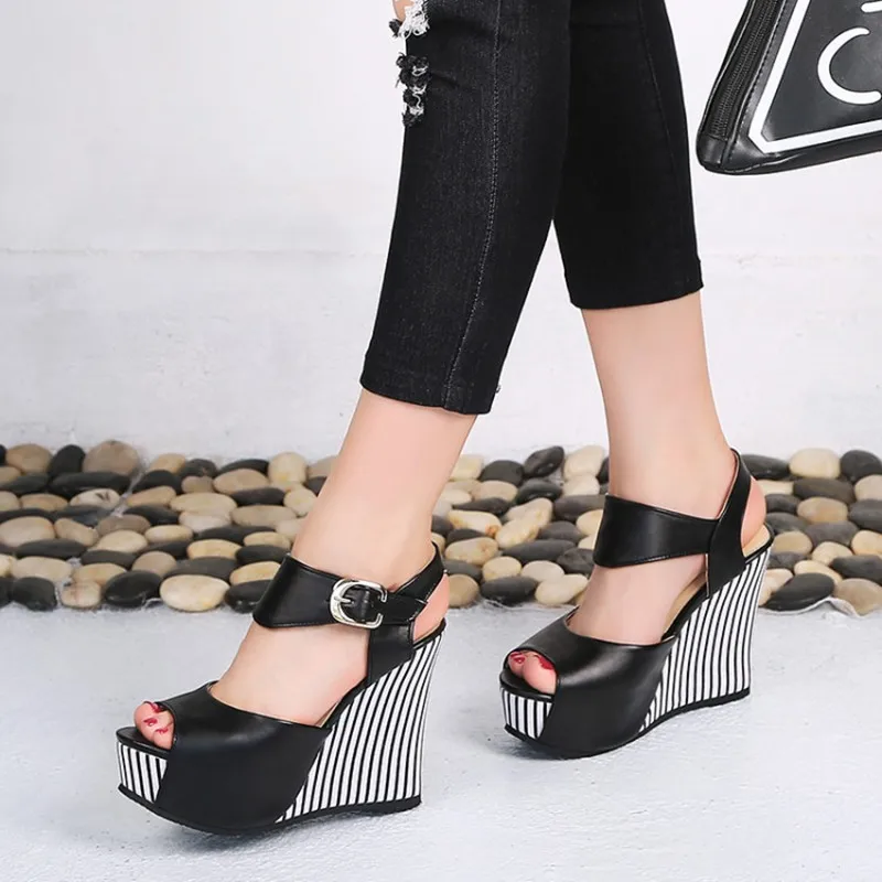 

Sexy High Wedge Heels Peep Open Toe Sandals Stripe Shoes Women Big Plus Size 44 45 Platform Sandals Summer Black Pink White Shoe