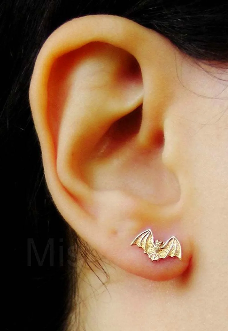 

Cute Female Small Bat Metal Stud Earrings Fashion Gold Filled Bride Double Earrings Vintage Party Wedding Earrings For Women