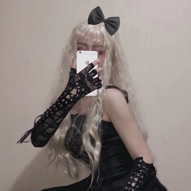 Черные бондажные перчатки на шнуровке пикантные варежки для вечерние в стиле