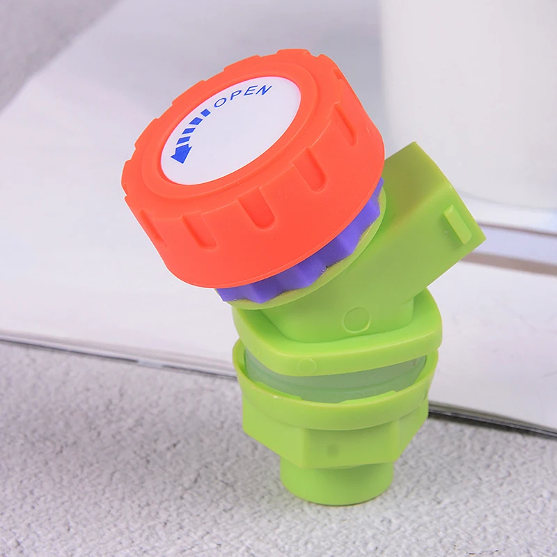 

Knob Type Plastic Outdoor Water Faucet Tap Replacement for Water Tank Bucket Wine Juice Bottle