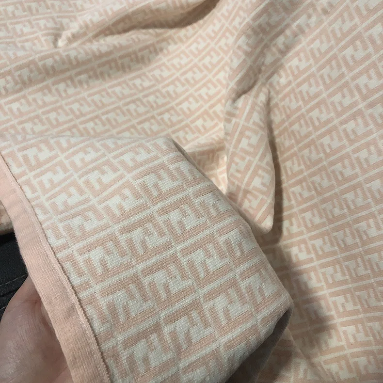 

Children's Blankets Double Jacquard Air Conditioning Blankets Letter Knitted Blankets Pure Cotton Luxury by Spring Autumn