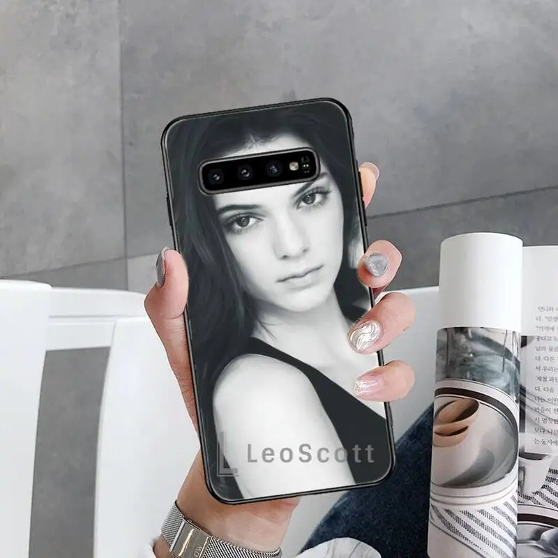 

Kylie Jenner Star Broke Girls Guide Phone Case For Samsung Galaxy S5 S6 S7 S8 S9 S10 S10e S20 edge plus lite