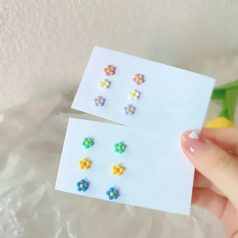 

2021 Summer Multiple Colorful Small Statement Earrings For Women Unique Design Flower Geometric Stud Earrings Holiday Jewelry