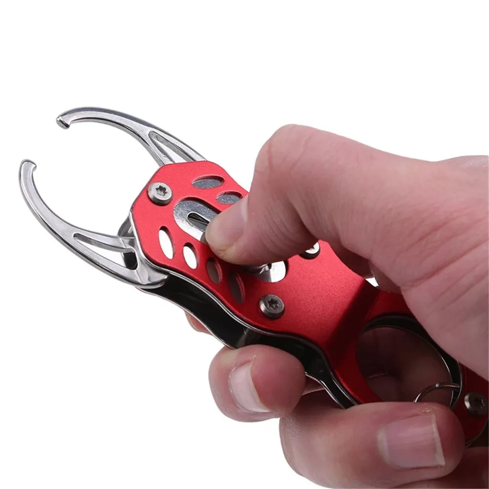 Portable Mini Fish Grip Outdoor Lock Fishing Tackle Tools Fish Lip Clip Folding Gripper Ultra Retention Rope Tools Accessories