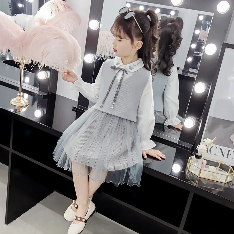 

2021 new sweet children's suit 5 middle and old children's bowknot shirt skirt waistcoat two-piece suit
