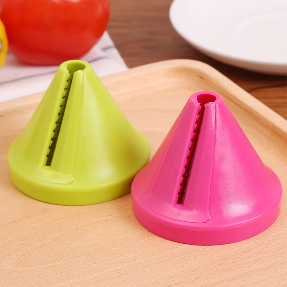 

Carrot Grater Kitchen Tool Vegetable Fruit Multifunction Spiral Shredder Peeler Manual Potato Carrot Radish Rotating Grater