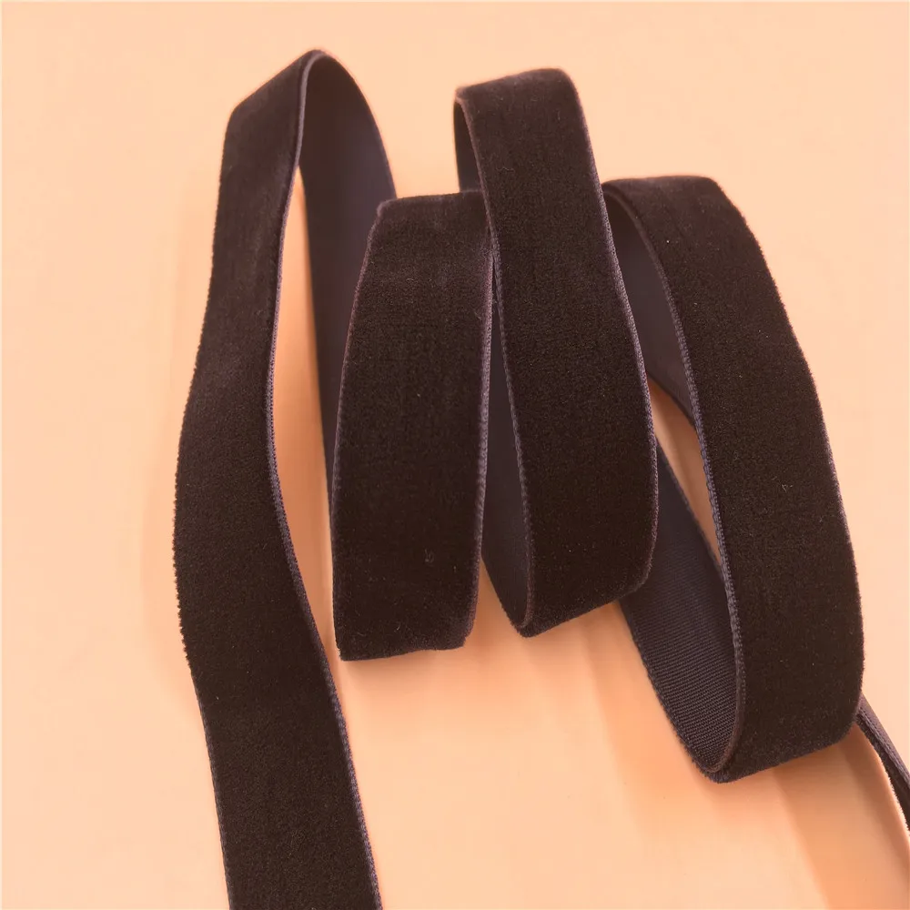 16 мм X 5 метров с одиночными шопкинами лентой из бархата черного цвета для