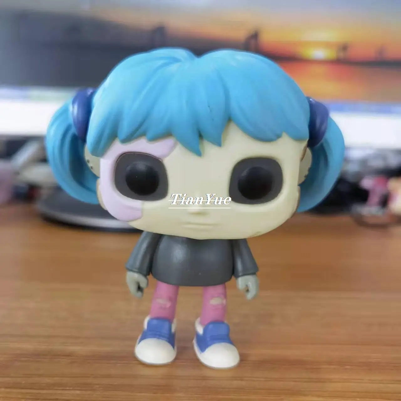 

Anime Sally Face Vinyl Model Figure 10cm