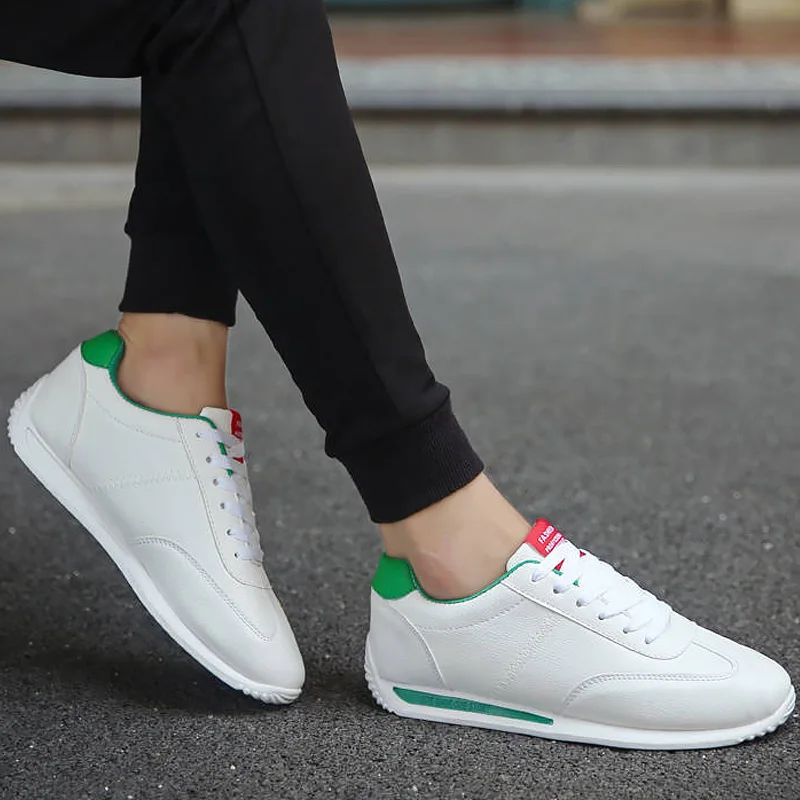 Кожаные кроссовки мужская весенняя обувь 2020 модные белые для мальчиков