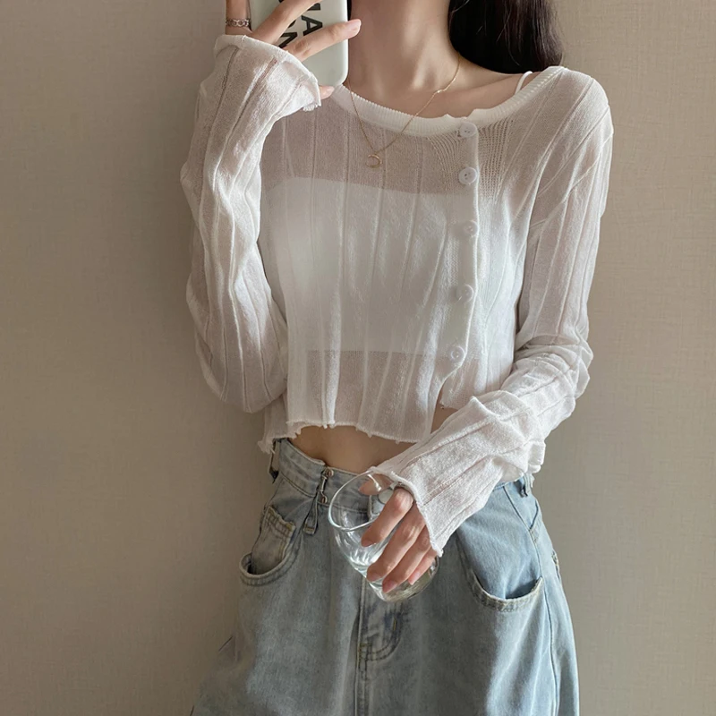 Женское демисезонное пальто с v-образным вырезом и длинным рукавом |