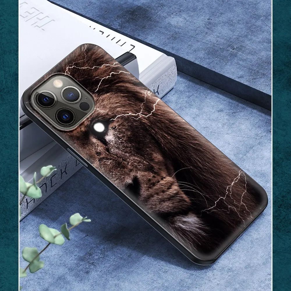 

Phone Case For iPhone 11 12 Pro XS Max 8 7 Plus X XR Silicone Soft TPU Black Shell Back Cover Coque Fundas Cases Cute The Lion
