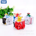 1 шт. Takara Tomy Покемон Пикачу Покемон мяч + 1 шт. бесплатно крошечные случайные фигурки внутри фигурки игрушки