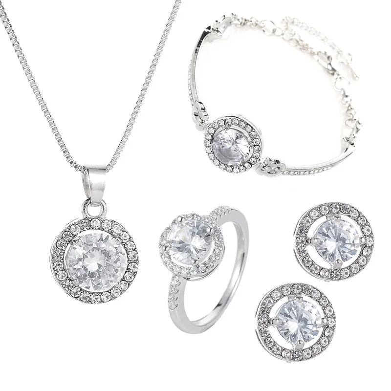 

Fashion and popular alloy bracelet ladies all-match bracelet simple, noble and shiny high stone bracelet ladies gift