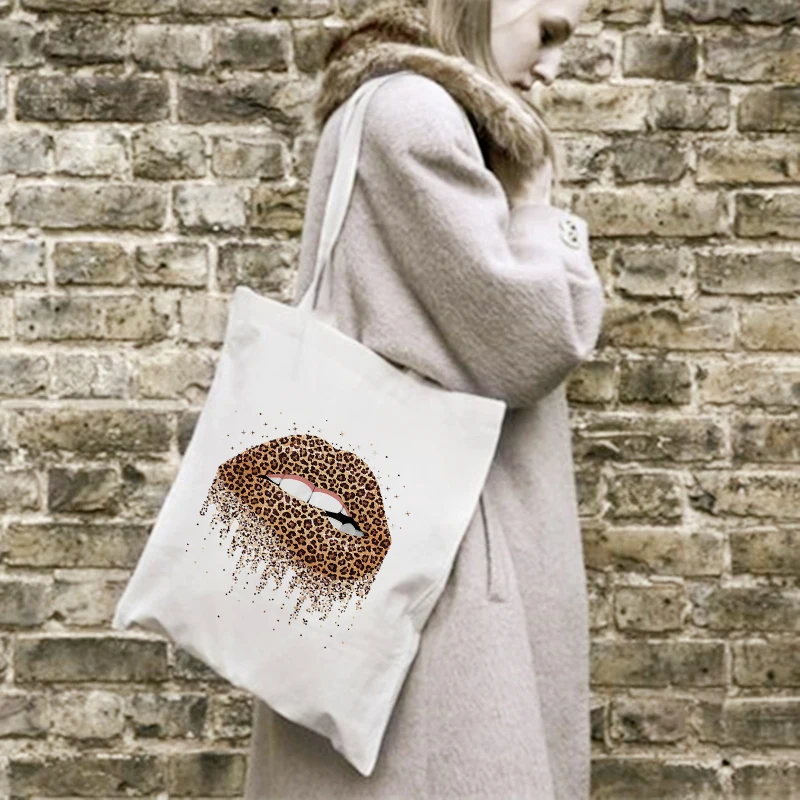 

Women Shoulder Bag Lips Print Canvas Handbag Tote Large Capacity Bag Female Shopping Bag Fashion Shopper Bags Harajuku Totes Bag