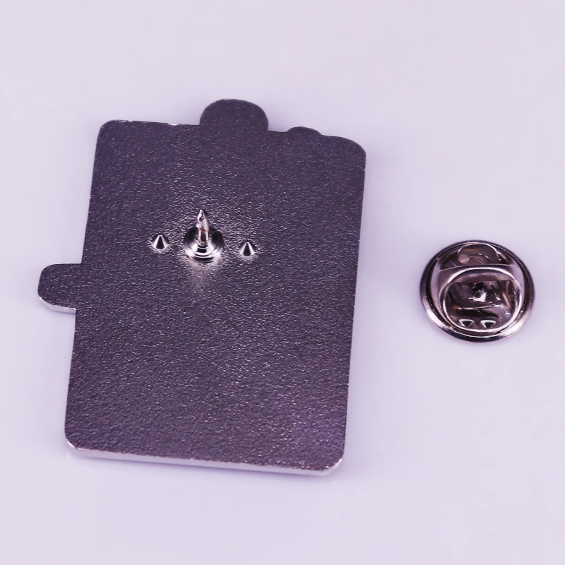 This Flux Capacitor Pin will lead you to jump back into the 80's with this tribute future!Isn't cool | Украшения и