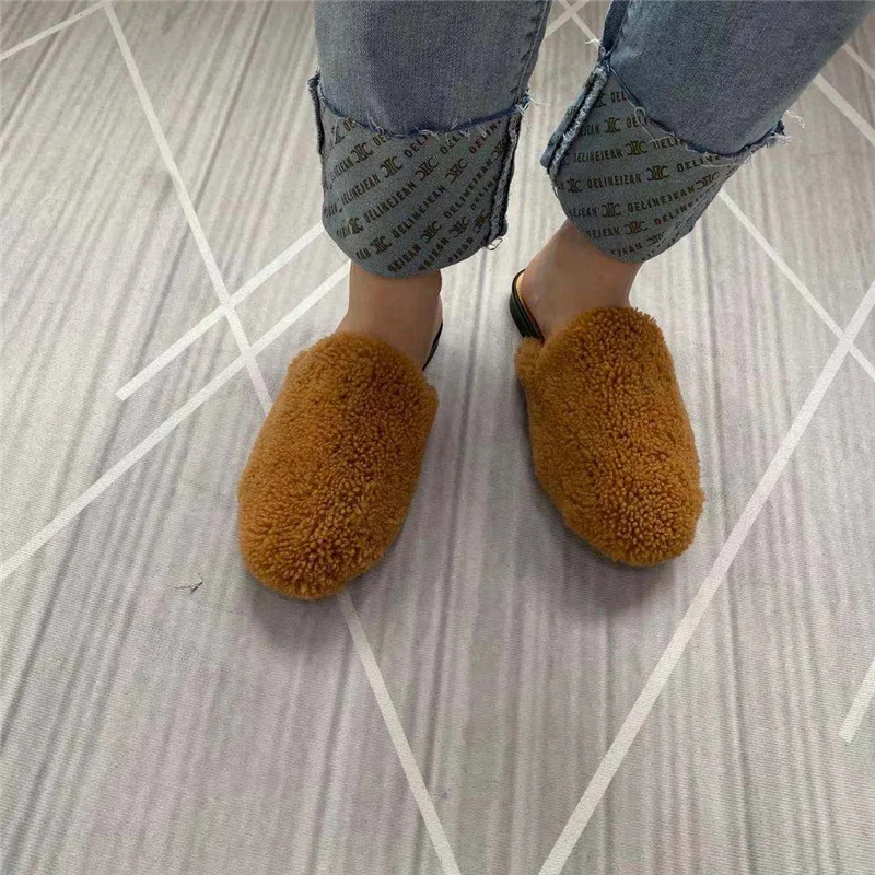 

Ladies Slippers Ladies Round Toe Designer Shoes Luxury Fashion 2021 Lamb Fur Slippers Plush Mules Fur Flats