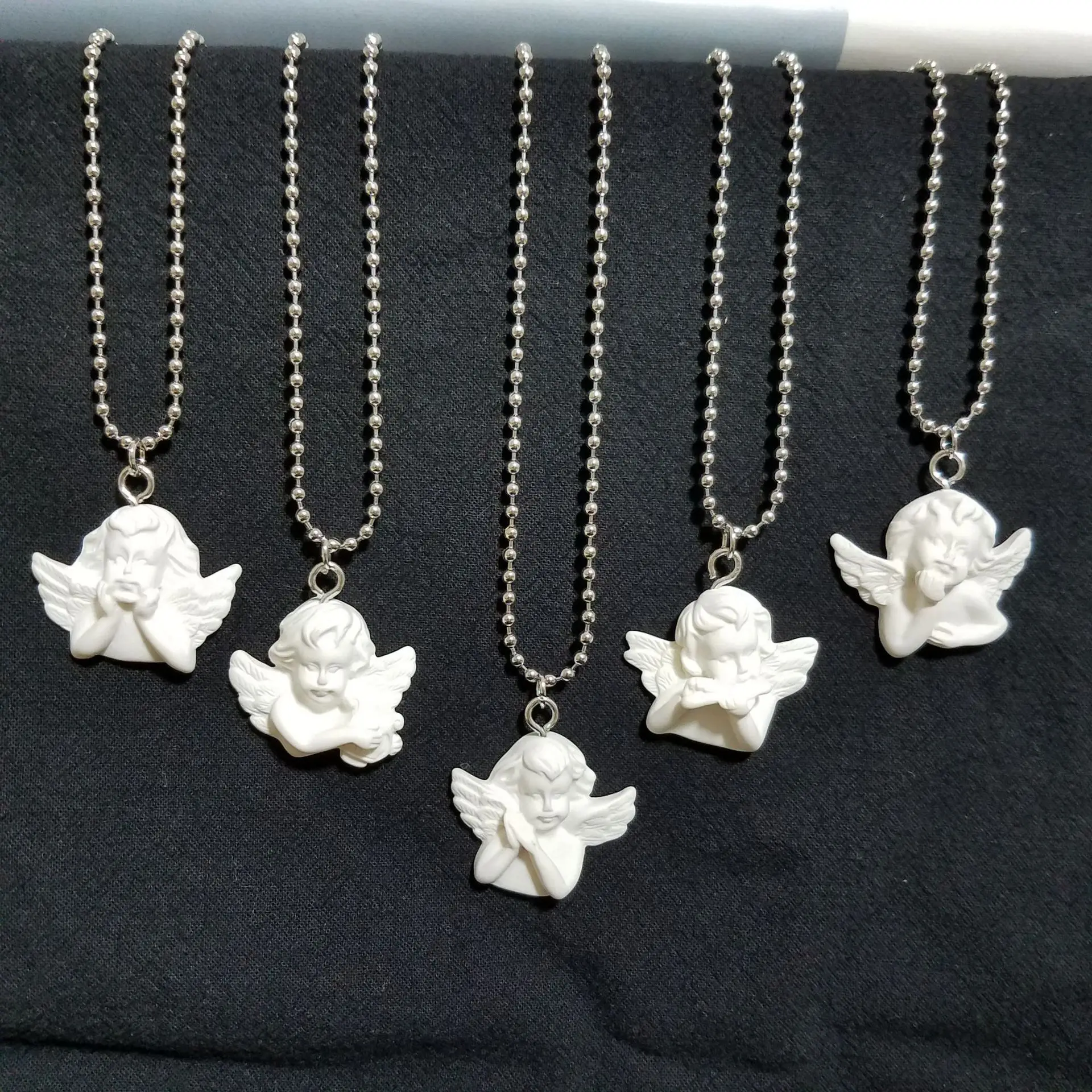 Милое ожерелье из нержавеющей стали с подвеской в форме Амура и ангела длинная