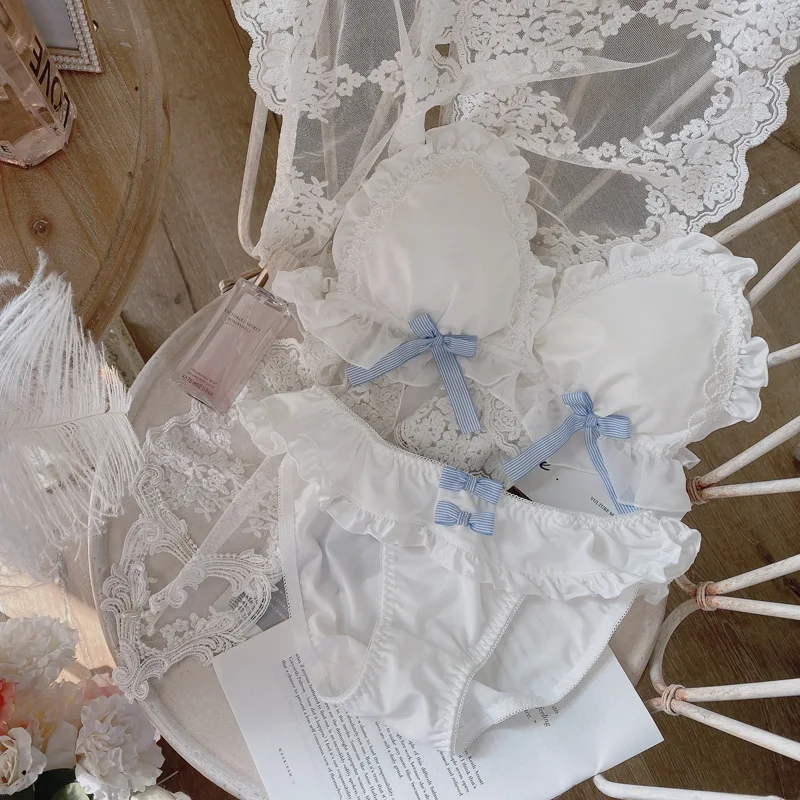 

French Kawaii Sexy Set Women Anime Cute Lingerie Wire Free Bra Panties Set Lace Underwear Lenceria Sweet Sleepwear Sleep Bra Hot