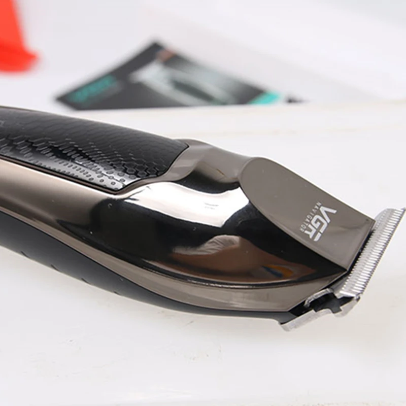 

VGR 030 Hair Clipper Professional Barber Personal care Trimmer For Men Engraving Haircut Barbershop Fast Nosie Reduction V030