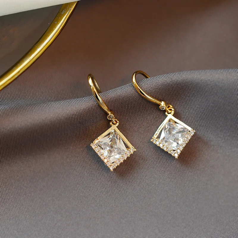Женские квадратные серьги-подвески корейские геометрические Стразы модные из