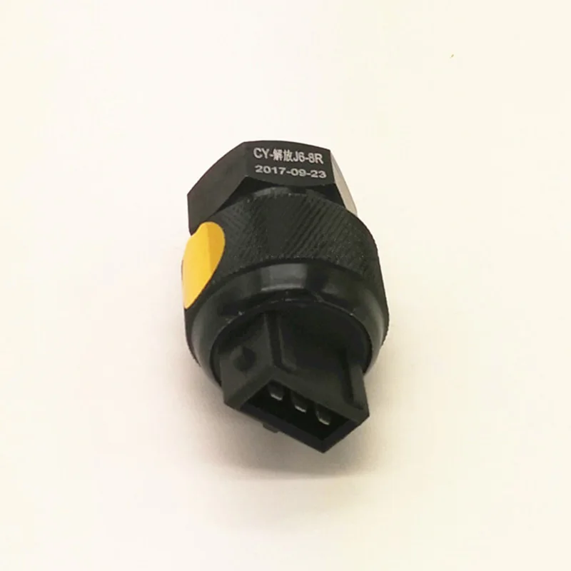 

Датчик скорости и пробега автомобиля Jiefang J6 Dragon V 3802020-76A/B Pulse 8R вал 3,8