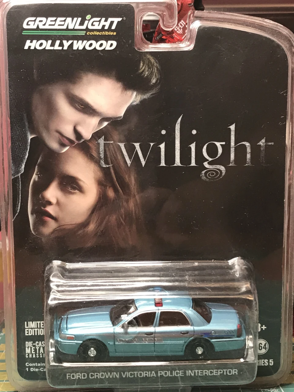 

Greenlight cars 1/64 Ford Crown Victoria Police Interceptor Hollywood Series the Twilight movies