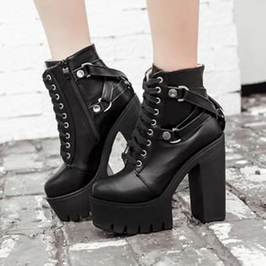 Женские ботильоны со шнуровкой на очень высоком каблуке | Обувь