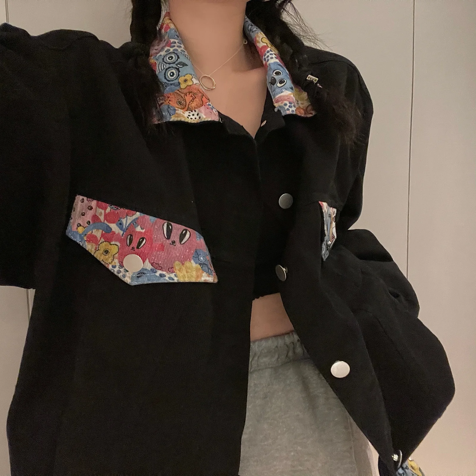 

Spring Korean Cartoon Print Patchwork Women Jeans Jacket Autumn 2021 Casual Loose Lapel Long Sleeve Harajuku Female Denim Jacket