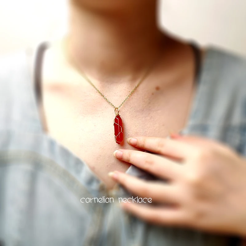 

Ожерелье с подвеской из красного сердолика с натуральным драгоценным камнем, Кварцевая пуля, шестигранная чакра, модное ожерелье для женщи...