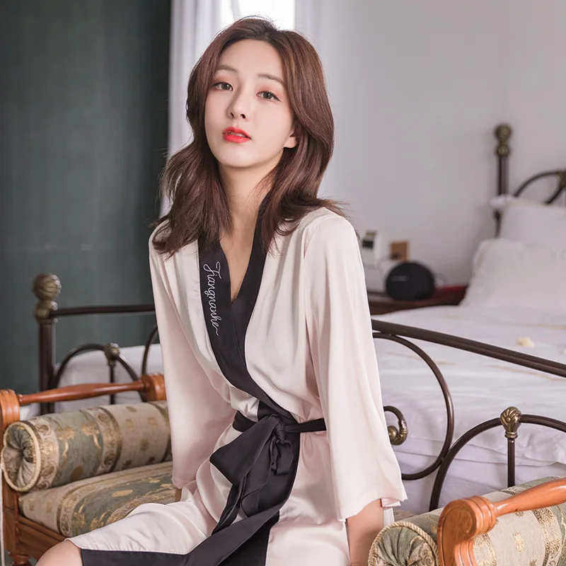 

UBILAH 2021 New Spring and Summer Silk Female Stitching Printed Letter Robe Fixed Strap Waist Japanese Bride Girlfriends Robe