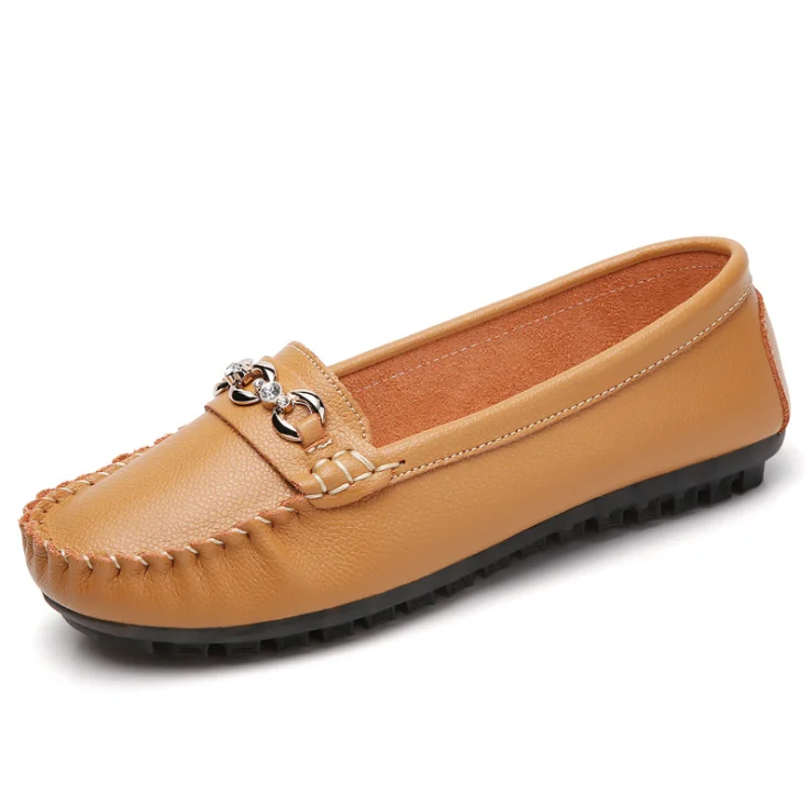 

Genuine leather mother shoes flat bottom women's shoes new soft bottom casual low-heeled leather women's single shoes